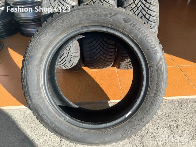 Зимни гуми 205 55 16 Hankook Дот-22г, снимка 4 - Гуми и джанти - 52818966