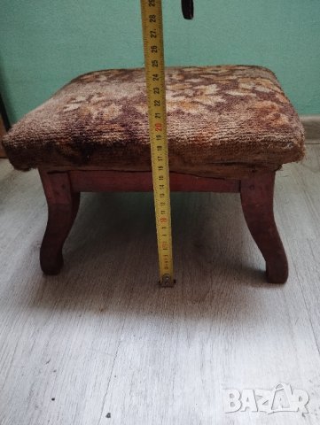 Старо столче за крака, снимка 5 - Антикварни и старинни предмети - 43898195