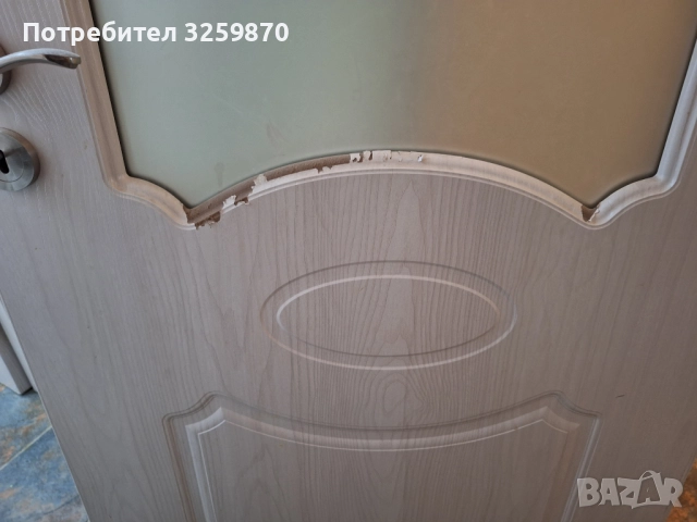 крило на врата