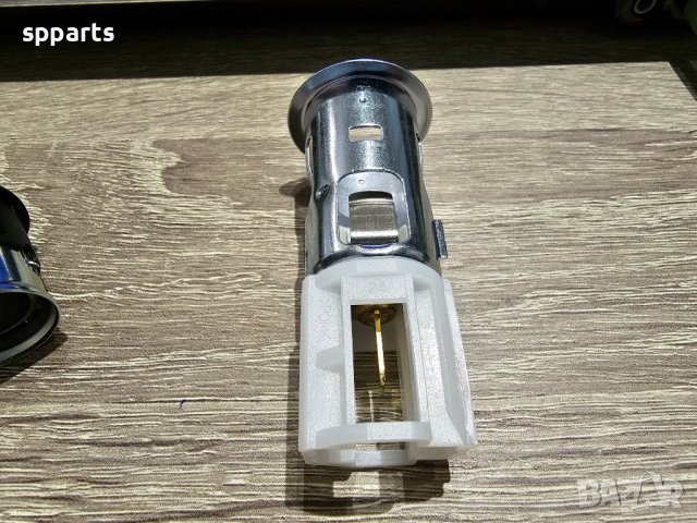 Оригинален комплект запалка за VW Golf 4, снимка 4 - Аксесоари и консумативи - 39873186