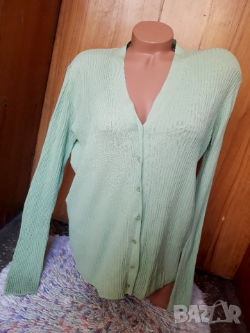 Светло зелена рипсена блуза тип жилетка с копчета Л/ХЛ, снимка 1 - Жилетки - 34627628