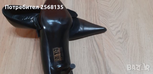 Обувки Естествена Кожа НОВИ, декорирани с Красиво Цвете от Набук,№36, снимка 6 - Дамски обувки на ток - 39394005