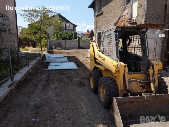 Услуги с багер,бобкат,самосвал и валяк, снимка 2 - Други услуги - 53517431