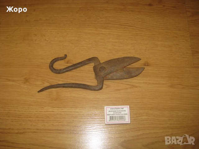 Стара кована ножица, снимка 2 - Антикварни и старинни предмети - 27711870