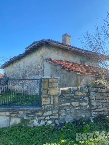 Къща в с . Чернево / Варненско /