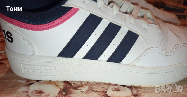 ADIDAS Оригинал Нови Дамски Кожени Маратонки 40, снимка 2 - Маратонки - 52860731