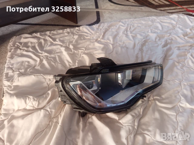 Фар Audi а3 8v0, снимка 2 - Части - 50871346