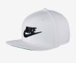Оригинална Мъжка бяла шапка Nike Pro Futura с регулируема закопчалка, снимка 1 - Шапки - 43135791