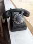 Стар бакелитен телефон, снимка 1 - Антикварни и старинни предмети - 34660583