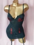 BESIRED M Черен еластичен корсет с жартиери , снимка 3