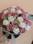 Букет със двайсет и седем сапунени рози в черна луксозна кутия , снимка 1