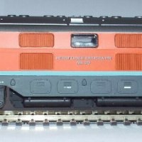 Rivarossi V320 PIKO compatible / Ривароси дизелов локомотив V320 съвместим с ПИКО , снимка 3 - Колекции - 27960012