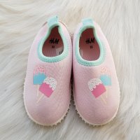 Неопренови плажни обувки H&M №23, снимка 10 - Детски обувки - 32553098