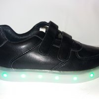Детски маратонки  ZT-335 със светещи подметки и USB зарядно, снимка 3 - Детски маратонки - 28520219