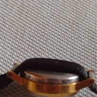 Стар механичен часовник CHAIKA 17 JEWELS с позлатена рамка за КОЛЕКЦИЯ 43076, снимка 5 - Други ценни предмети - 43905461