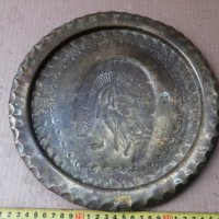 бронзова ръчно гравирана чиния за стена - отлична, снимка 2 - Антикварни и старинни предмети - 35544038