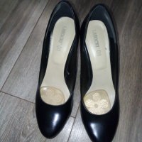Дамски обувки, снимка 4 - Дамски обувки на ток - 40510703