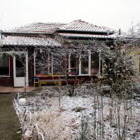 Къща на един етаж с градина, с. Юнаците, 7 км от Пазарджик, снимка 3 - Къщи - 44024572