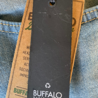 🦬 Buffalo by David Bitton 1972, снимка 6 - Къси панталони - 44873725