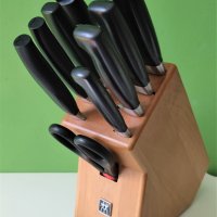 ZWILLING - FOUR STAR - Луксозен комплект кухненски ножове с блок, снимка 1 - Прибори за хранене, готвене и сервиране - 43182500
