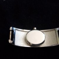 Часовник DKNY дамски, снимка 11 - Дамски - 26965652