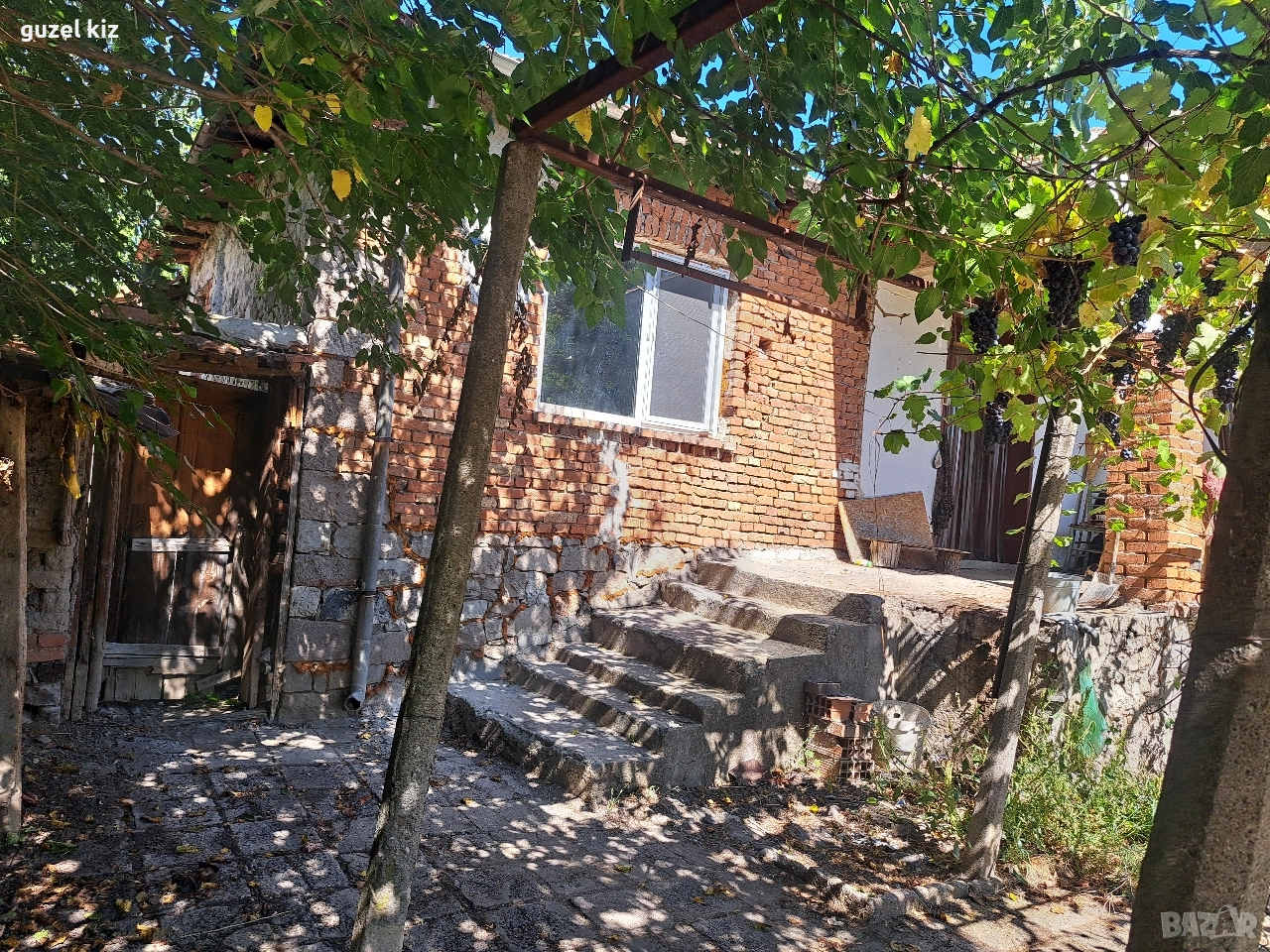 Къща в село Езерово, снимка 1