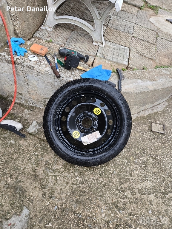 Патерица, Резервна гума BMW 16 цола, снимка 1