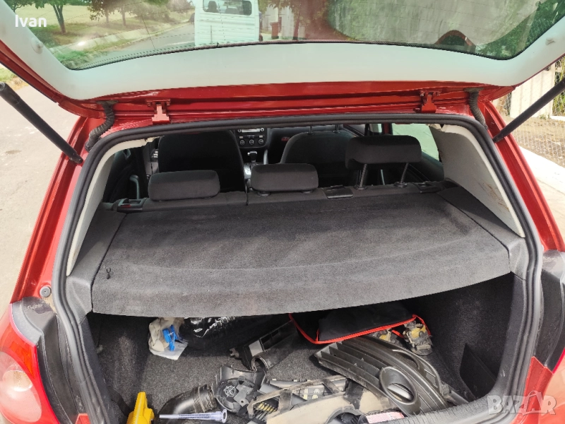 Кора багажник Голф 5, снимка 1