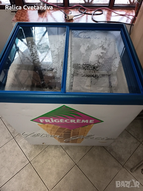 Продават се две витрини , снимка 1