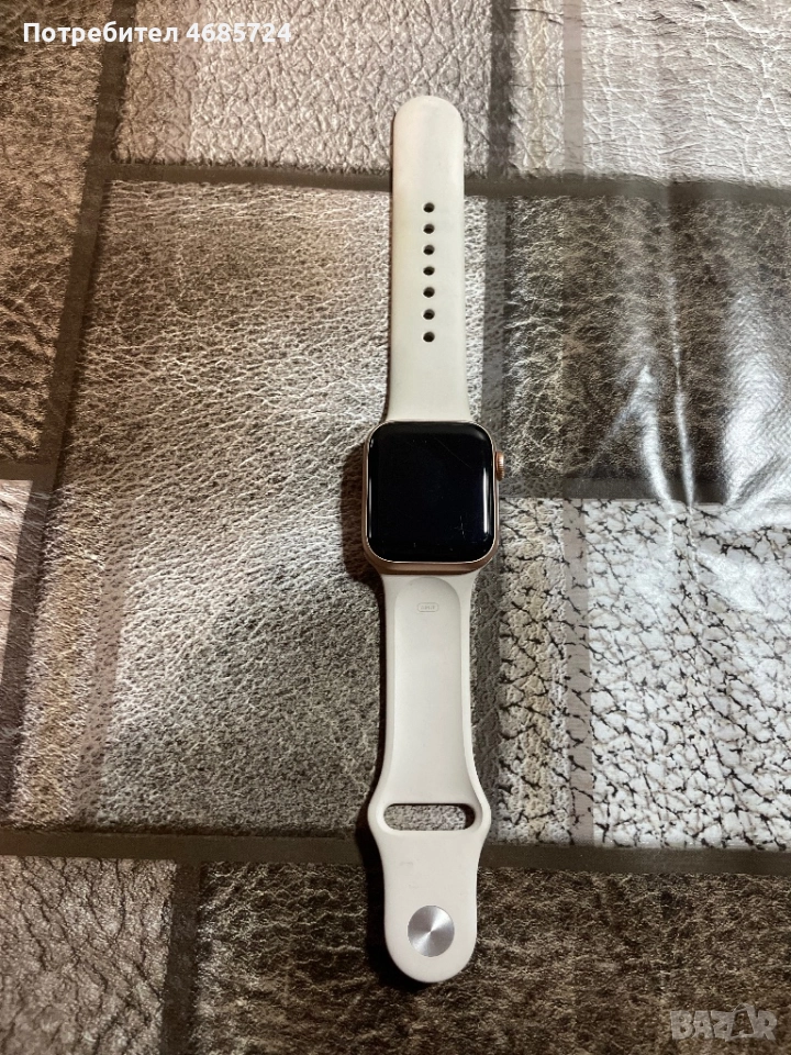 Apple Watch SE 40mm, снимка 1