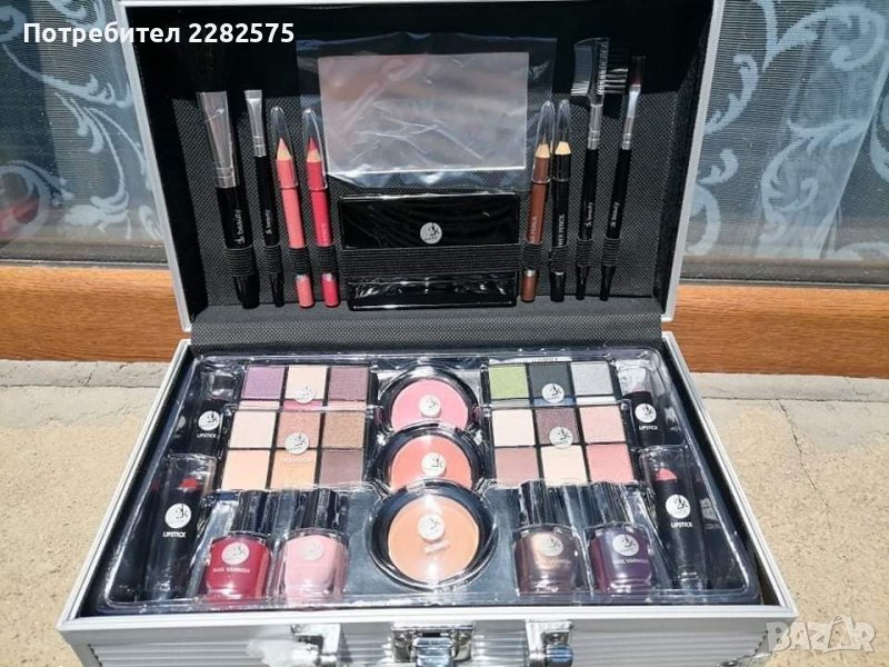 Метално куфарче с гримове с немско качество , снимка 1