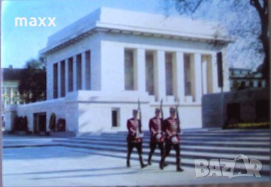 Картичка София , мавзолея на Г. Димитров, снимка 1