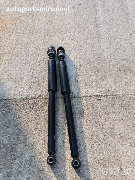 Предни и задни амортисьори Ярис 2005г, снимка 1