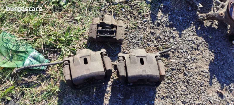 Спирачен апарат преден заден Toyota Corolla Verso - 60лв, снимка 1