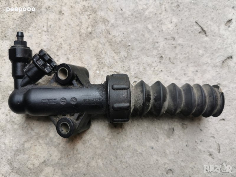 Долна помпа за съединител за Пежо 307 1.6 бензин , снимка 1