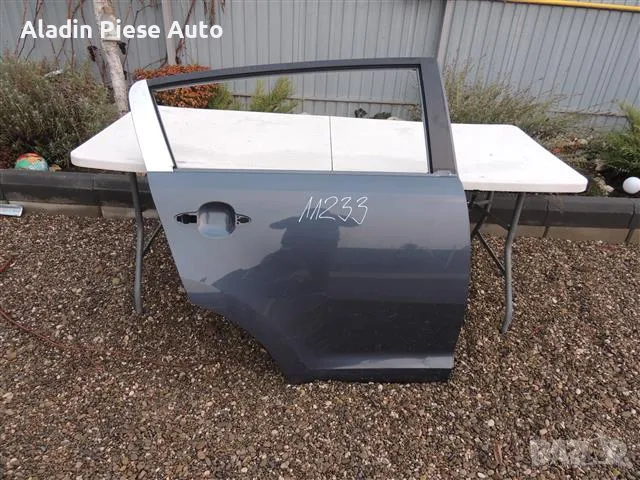 Задна дясна врата Kia Sportage година 2010 2011 2012 2013 2014 2015г , снимка 1