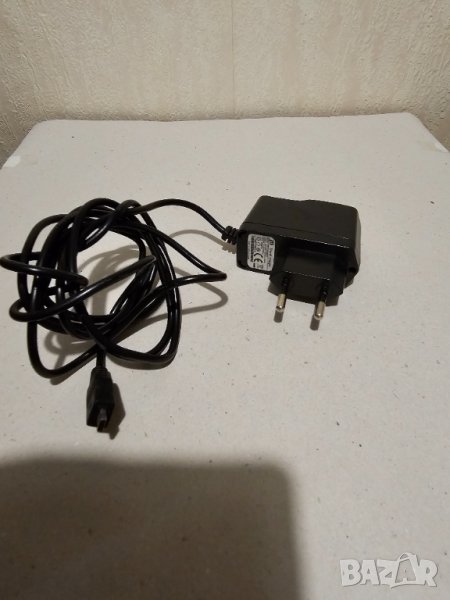 Захранване, адаптор  5 волта - 0,700 ампера, снимка 1