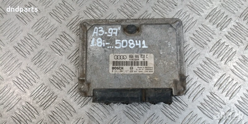 Компютър Audi A3 1.8i 1997г. 06A906018C 0261204127 , снимка 1