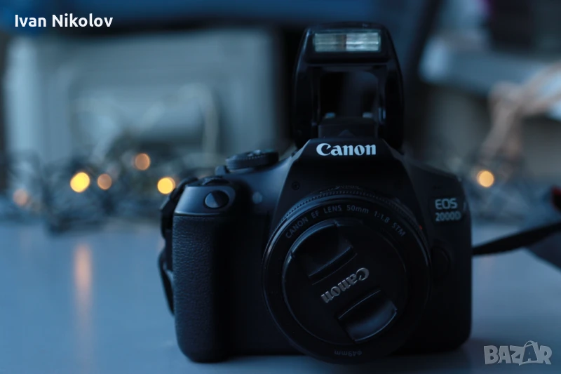 Фотоапарат Canon EOS 2000D + 50mm EF lens , снимка 1