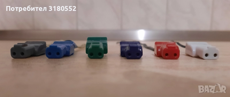 букси (конектори) Sony с кабел-за тонколони, снимка 1