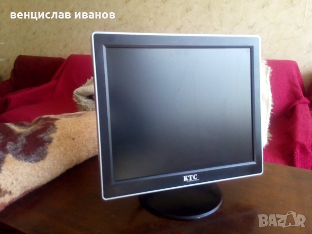 Монитор 17 инча 