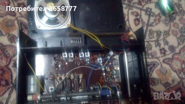 Радио, снимка 10 - Радиокасетофони, транзистори - 36479393