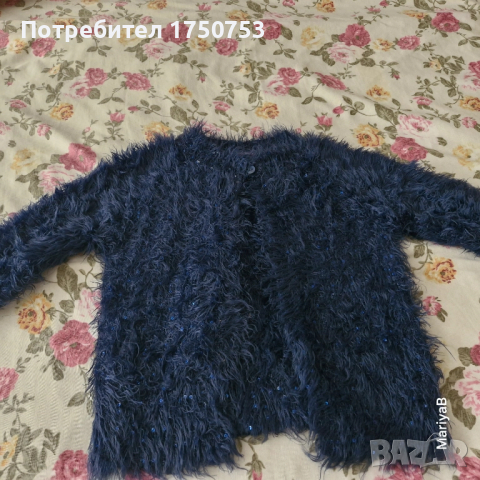Празнични жилетки с пайети, снимка 7 - Детски пуловери и жилетки - 52296629