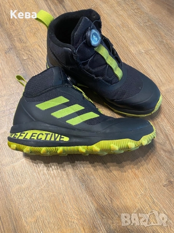 Зимни маратонки, снимка 2 - Детски маратонки - 52848243