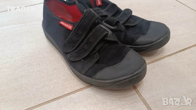 детски пантофи маратонки сникърси черни Moneta