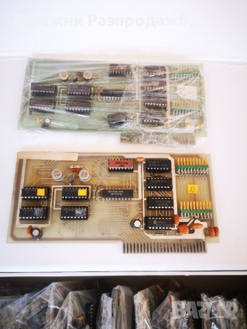 Флопи дискови контролери за 8 битови компютри