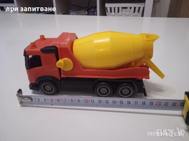 Volvo FM бетоновоз, Dickie, 22 см., снимка 8 - Коли, камиони, мотори, писти - 50575408