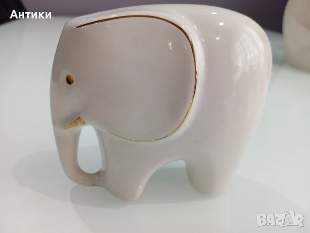 Стар порцеланов слон, снимка 6 - Статуетки - 52661380