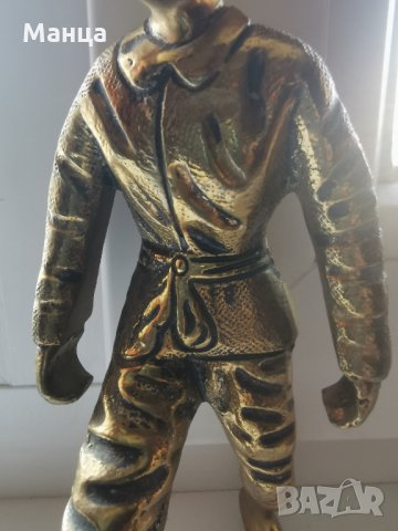 Бронзова фигура на учител по бойни изкуства, снимка 5 - Антикварни и старинни предмети - 33546210