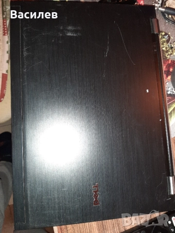 Лаптоп DELL , снимка 4 - Лаптопи за дома - 52370579